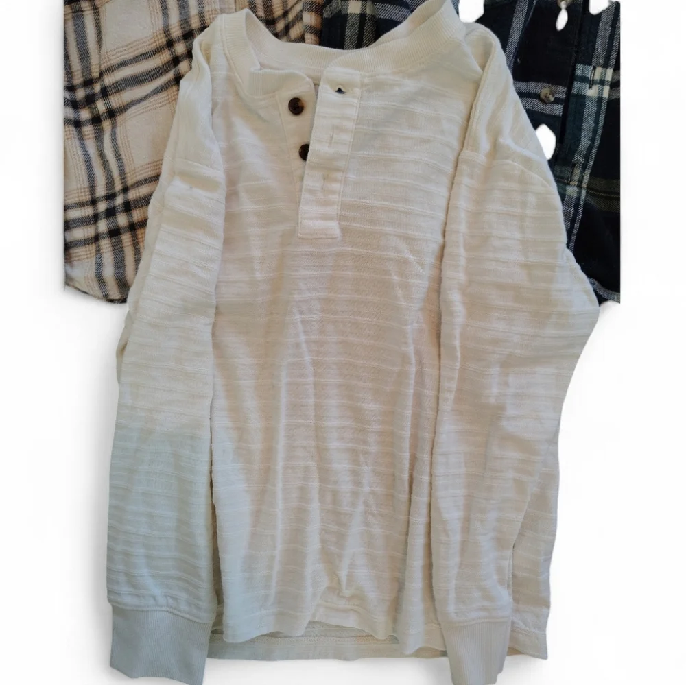 Old Navy Boys Size 8 Medium Shirt Bundle Plaid Flannel Button‎ Ups Henley